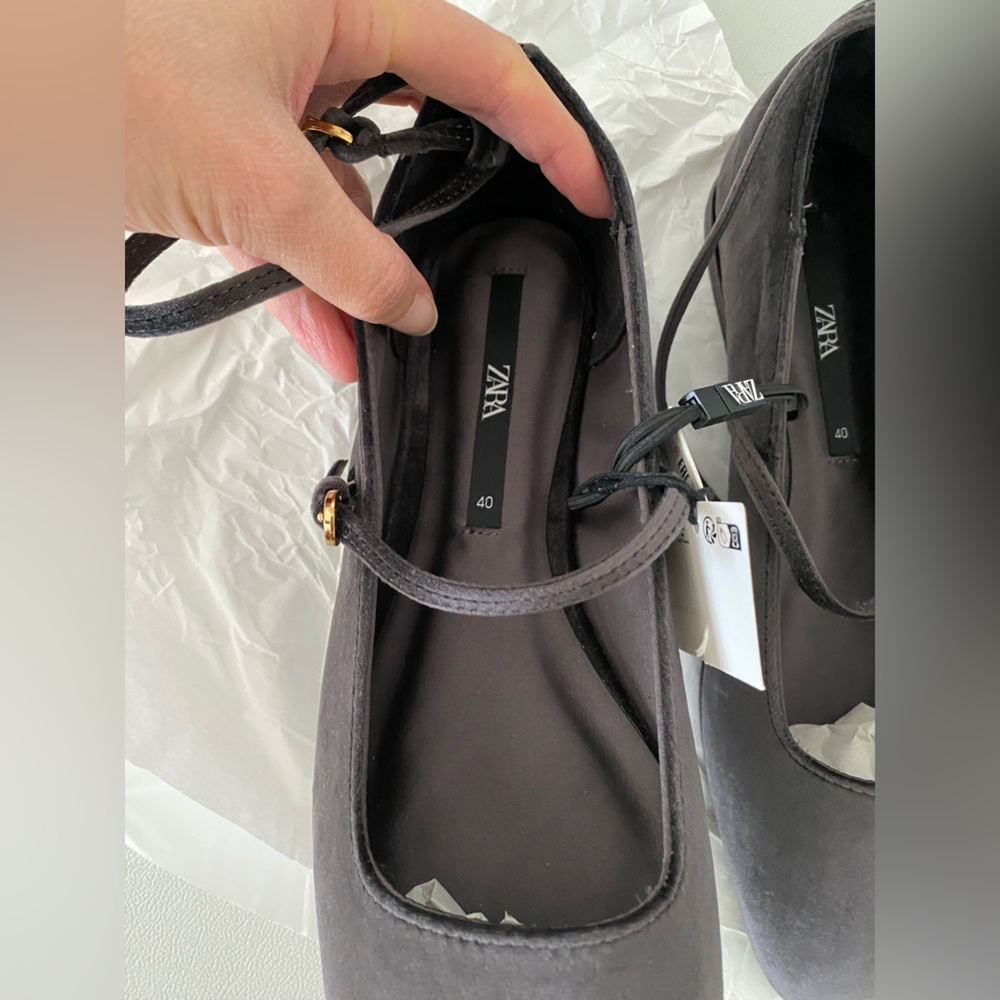 Zara Gray Velvet Ballet Flats shoes Buckle Strap Mary Jane Square size 9 40 NWT - Picture 12 of 12
